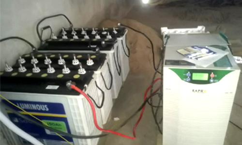 solar inverter with battery